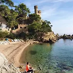 Seahomes Vacations - Beachside With Pool Апартаменти