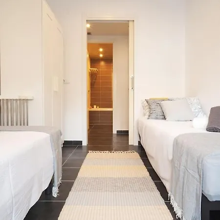 Apartament Seahomes Vacations - Beachside With Pool