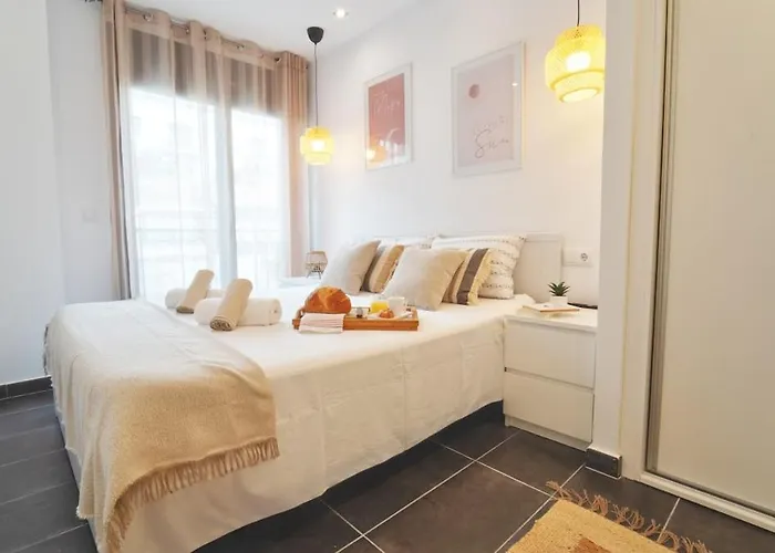 Seahomes Vacations - Beachside With Pool דירה יורט דה מאר