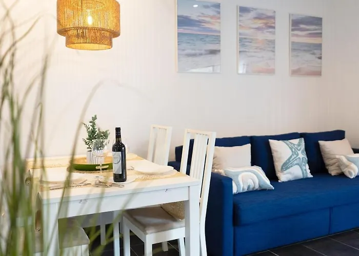 Seahomes Vacations - Beachside With Pool * Lloret de Mar