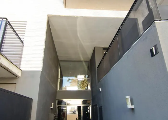 Seahomes Vacations - Beachside With Pool *