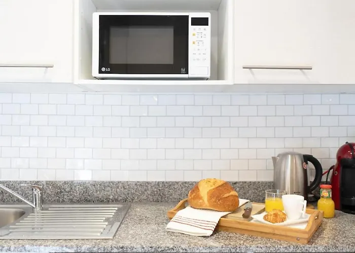 Lejlighed Seahomes Vacations - Beachside With Pool Lloret de Mar