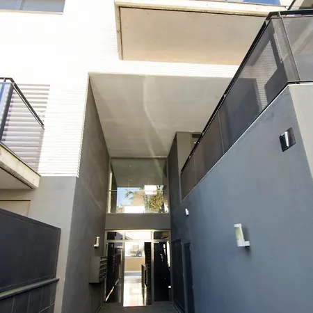 Seahomes Vacations - Beachside With Pool *