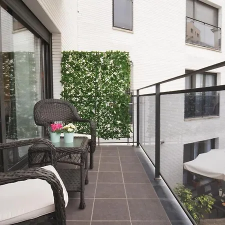 Seahomes Vacations - Beachside With Pool